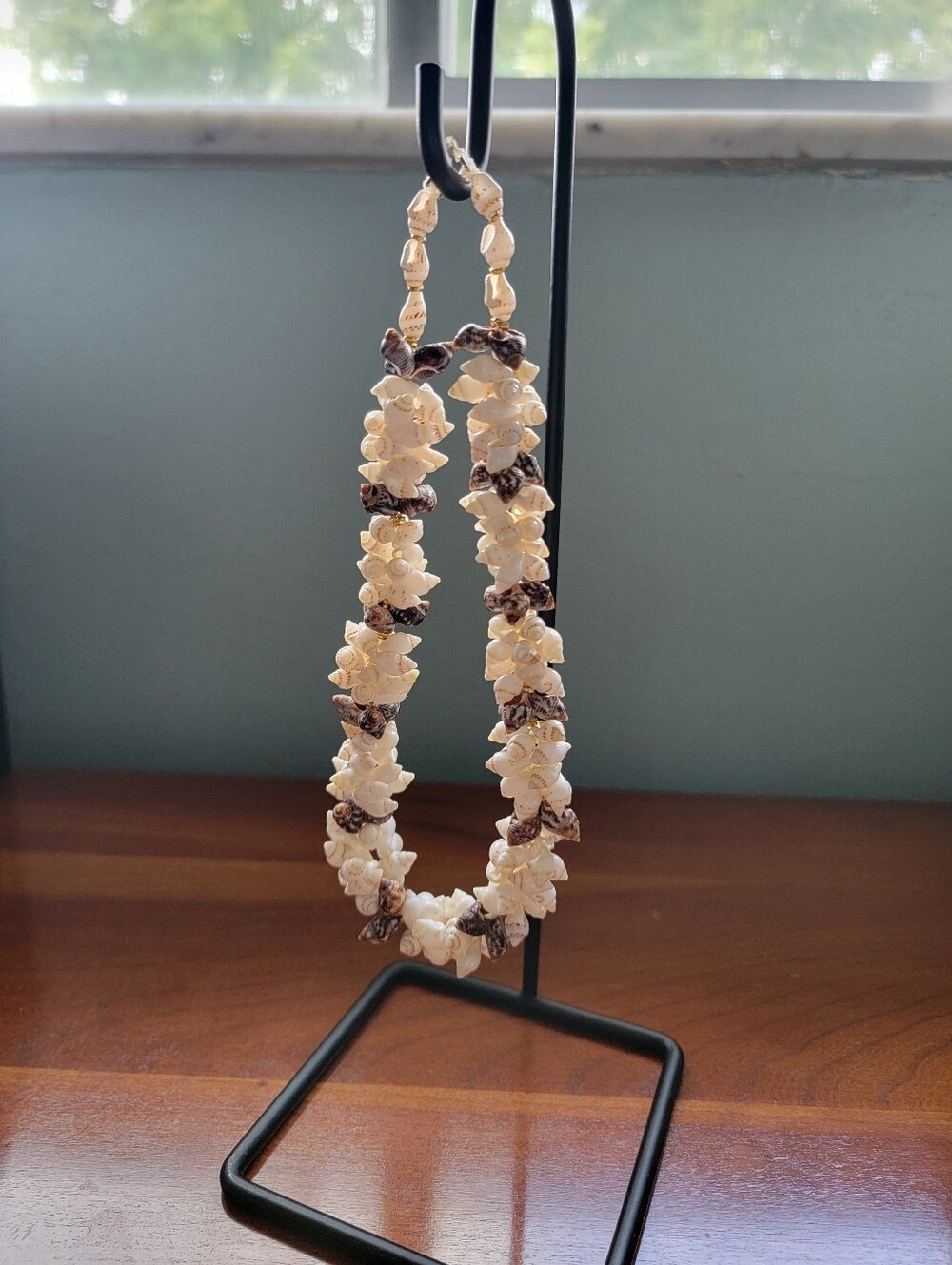 Hawaiian Seashell Chunky Choker Necklace